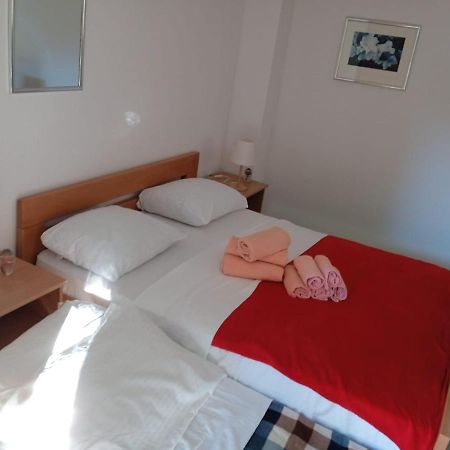 Apartmani L&Z Petrčane Kültér fotó